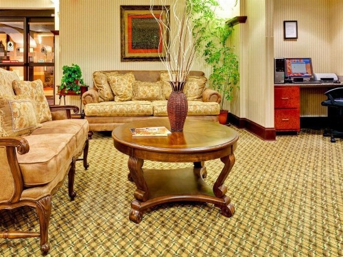 Holiday Inn Express Hotel & Suites Greenwood image 19