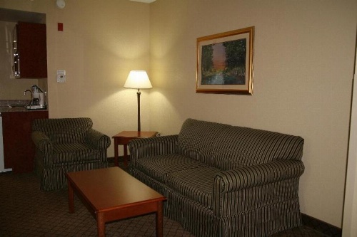Holiday Inn Express Hotel & Suites Greenwood image 27